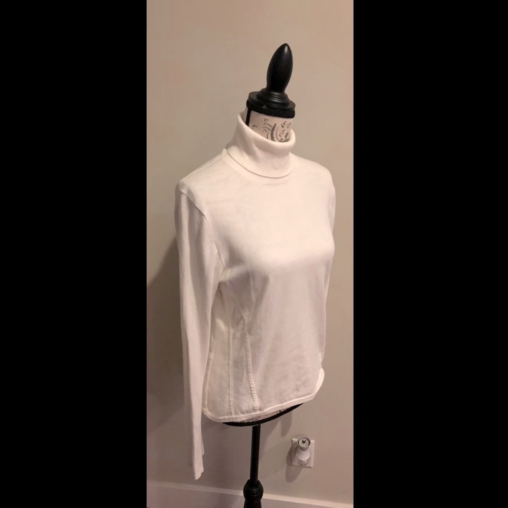 Express ivory stretch turtleneck XL